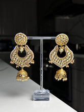 Load image into Gallery viewer, Medium Gold Jhumka Abstract Design Earrings