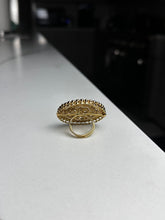 Load image into Gallery viewer, Circle Gold Abstract Design Ring