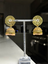 Load image into Gallery viewer, Peach Gold Kundan Jhumka Earrings