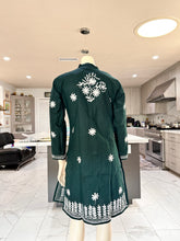 Load image into Gallery viewer, Dark Green w/White Floral Embroidery Cotton Embroidered Button-Front Kurta