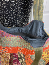 Load image into Gallery viewer, Zameen Purse 6