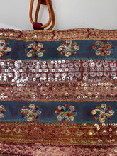 Load image into Gallery viewer, Orchid Mosaic Wooden Handle Tote