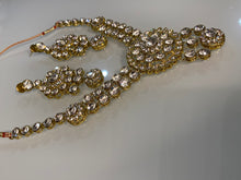 Load image into Gallery viewer, White and Gold Stone Jewelry Set
