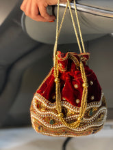 Load image into Gallery viewer, Luxury Velvet Potli
