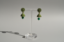 Load image into Gallery viewer, Green Lightweight Small Earrings
