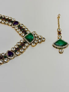 Emerald Triangle Necklace Set w/Tika