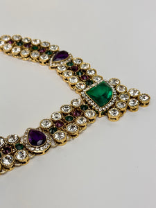 Emerald Triangle Necklace Set w/Tika