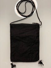 Load image into Gallery viewer, Red 5pt Sari Bag
